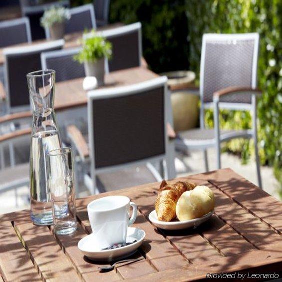Hotel Campanile & Restaurant Zuid-oost 3*